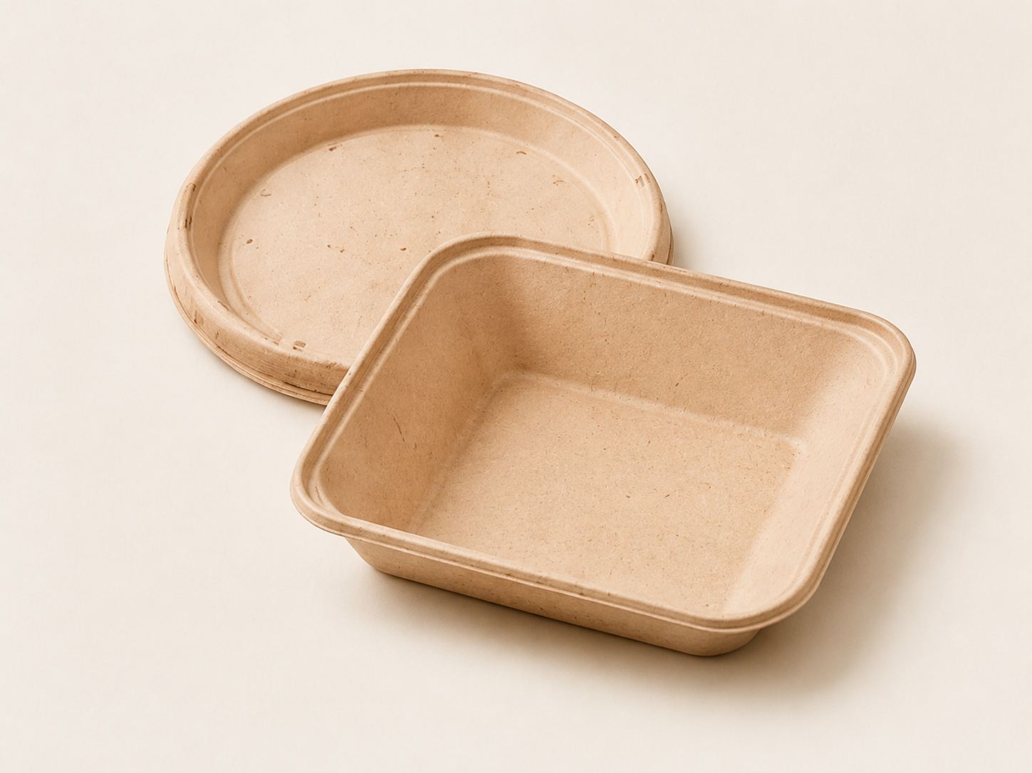 Dry-pressed fibre plates and dishes
